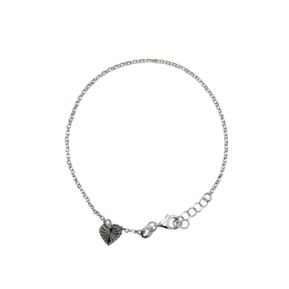 Kettenarmband mit graviertem Herzanhänger