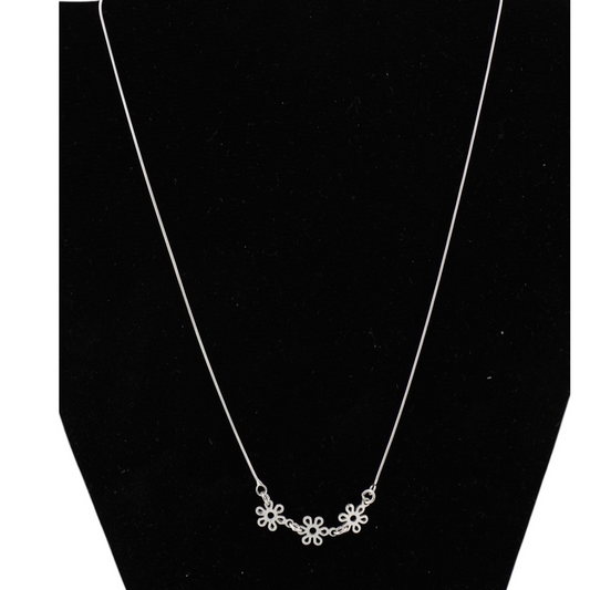 Delicate Flower Cluster Necklace
