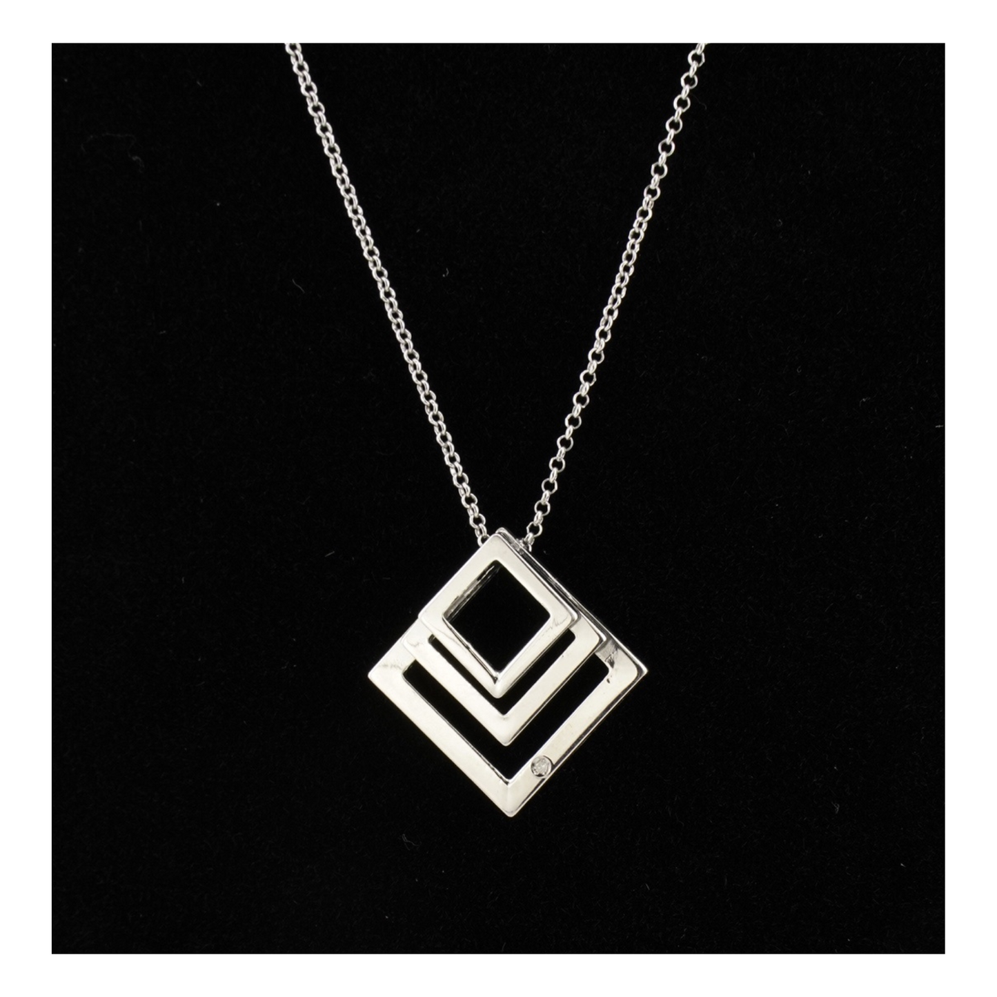 Nested Square Outline Pendant Necklace
